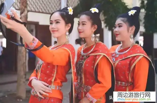 为什么到老挝旅游，当地会有美女会问你要不要吸烟，有什么含义吗？