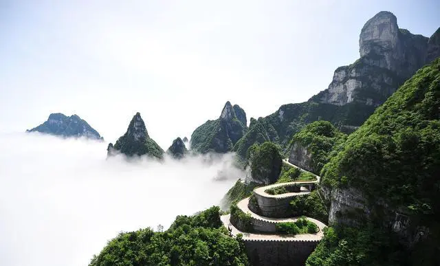 张家界主要有几个景区？张家界有哪些好玩的景点？