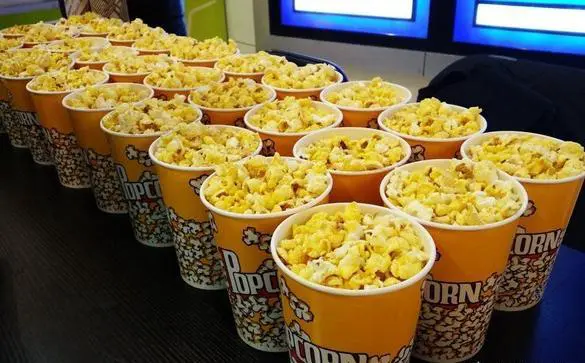 男生约女生旅游，什么方式比较好？