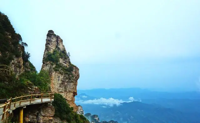 周末想去散心，保定周边有什么不错的地方推荐？