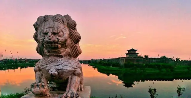 以下八个城市中,你会选择哪个城市定居?