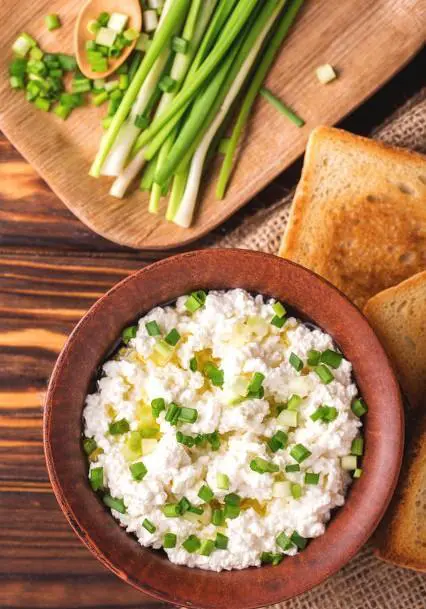 八十年代割麦子，田间吃的“晌午饭”，你还记得是什么吗？