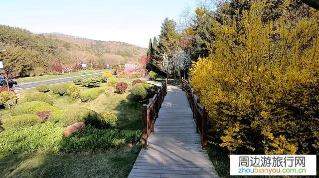 大连近郊哪里有山水好玩的地方，不是旅游景点？