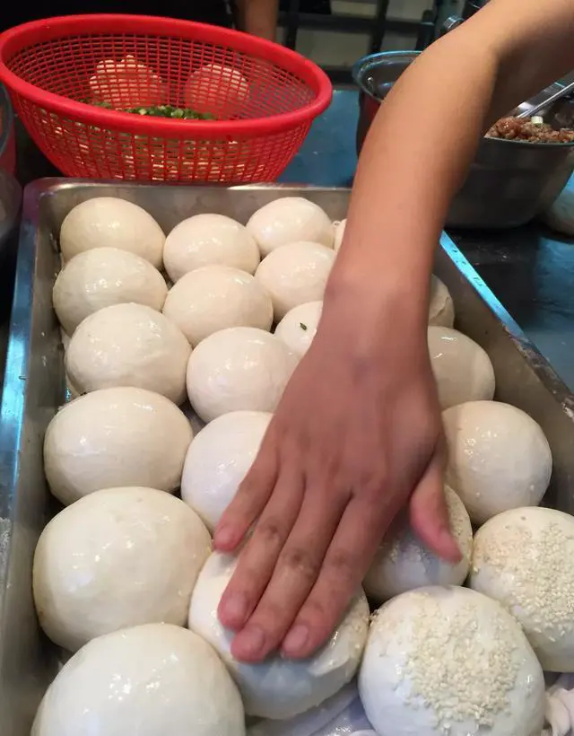 请问有什么必去的弯弯夜市推荐吗？