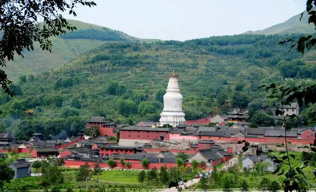 三山五岳、四大道教名山、四大佛教名山指的是哪些山？