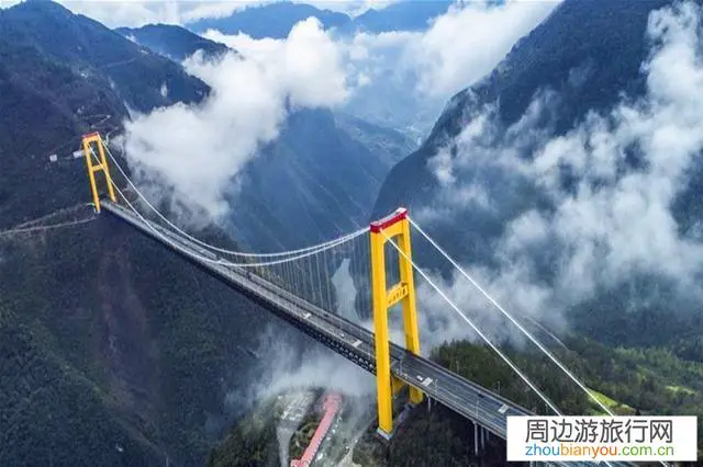 从上海到重庆自驾走什么路最近？