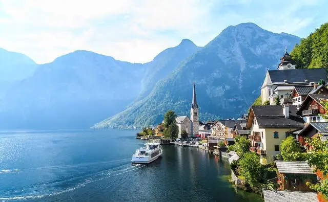 为什么说旅游，最好不要和熟人一起去？