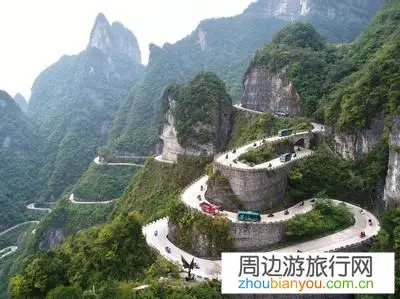 张家界旅游适不适合60、70岁的老人？