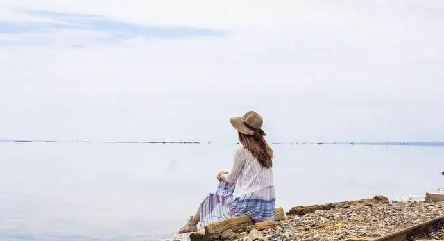 青海的茶卡盐湖为什么会被称为中国的“天空之镜”？