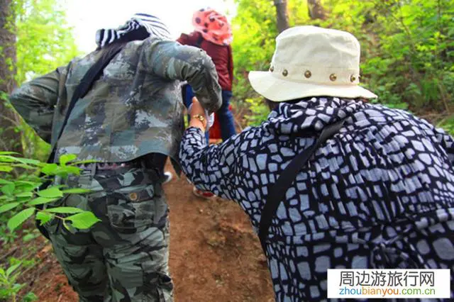 带老人出去旅游有什么特别注意的吗？