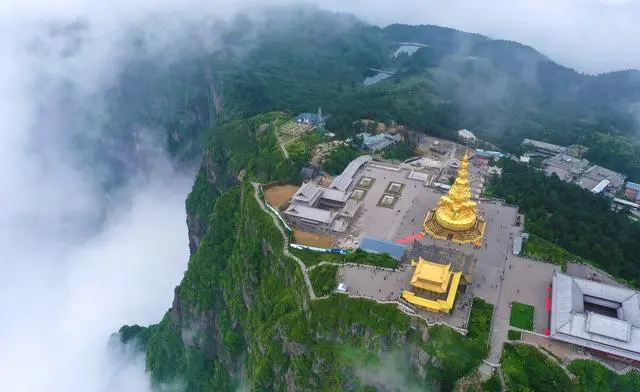 三山五岳、四大道教名山、四大佛教名山指的是哪些山？
