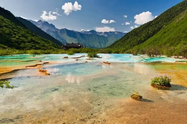 你认为50岁前一定要去的10个地方有哪些？