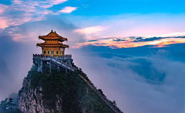 洛阳老君山旅游风景区介绍