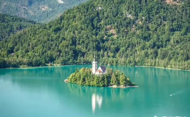 2021年十月份蜜月之旅适合去国外哪些海岛？