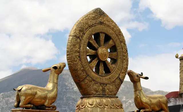 拉萨布达拉宫旅游攻略