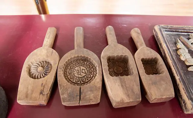 武汉木兰草原和木兰水镇哪个好玩？