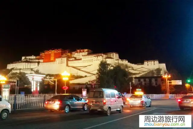 西藏是旅游圣地，你认为最好玩的景点是哪个？分享一下？