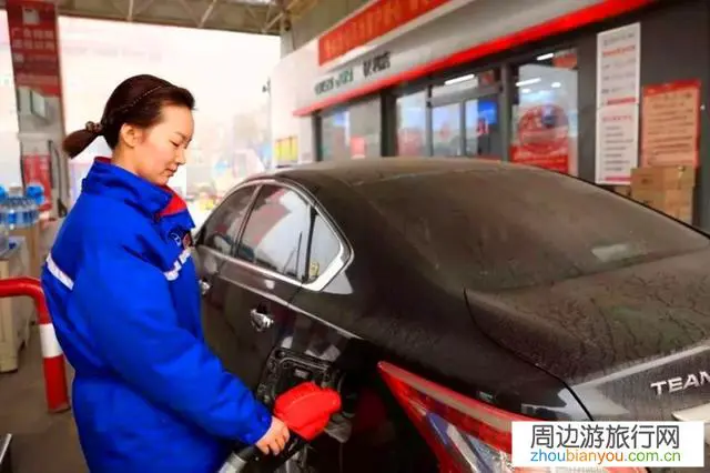 最近油价下降不少,口罩结束后对出行有什么影响?