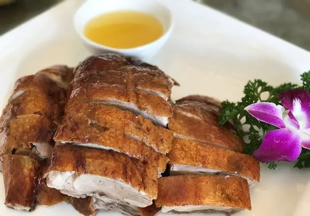 中国哪个城市更适合吃货旅行？