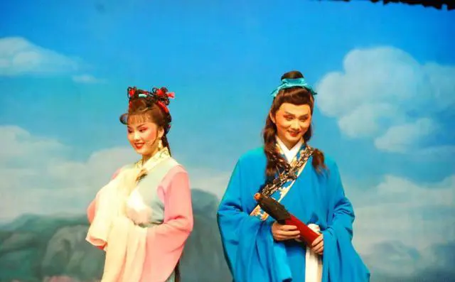 当您听到安徽省的时候，您第一在脑海中想到的是什么？为什么？