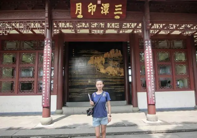 三潭印月有什么特色？