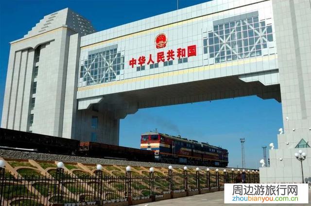 呼伦贝尔有哪些适合四五十人的多人团的旅游路线或方案？