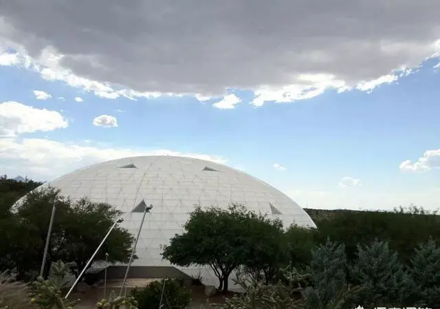 美国有个神秘的“生物圈2号”基地，去旅游能参观吗？