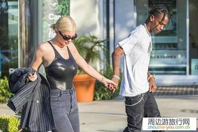 调查一下：我计划跟非洲男友一起自驾旅游直播，会受到大家的喜欢和支持吗？