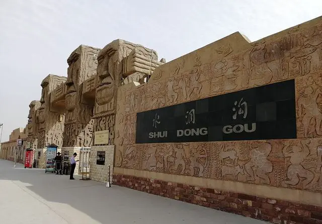 宁夏水洞沟藏兵洞介绍(水洞沟景点介绍)