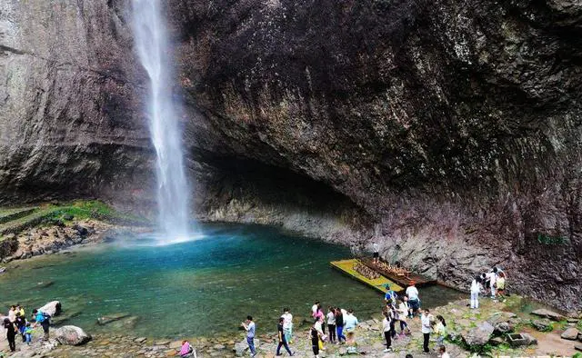 你的家乡有什么好玩的景点？