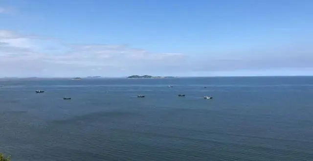 有哪些不错的海岛旅游推荐，最好实惠点的，类似马尔代夫普吉岛之类的？