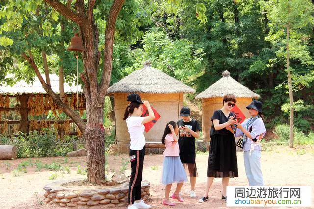 能否说出一个你去过的最适合摄影的地方，方便的话分享几张照片？