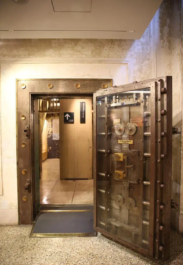 不想买门票，又想看很多景，国内去哪几个地方合适一些？