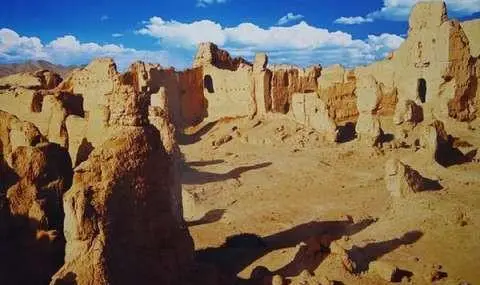 楼兰古国和精绝古城有何联系？鬼洞族为何会神秘消失？