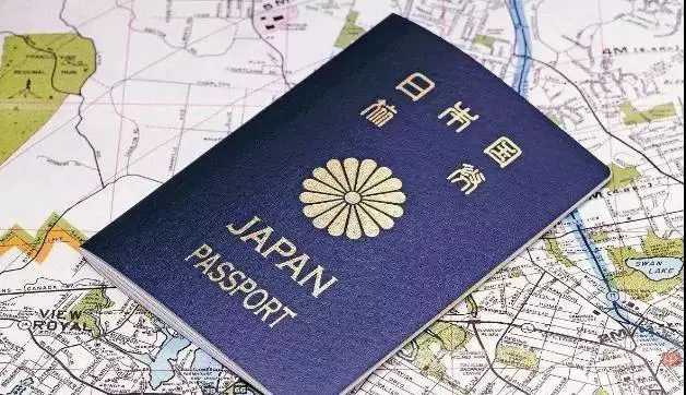 世界各国护照后面写的是什么？