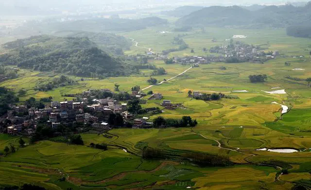 广西红色旅游景点有哪些地方？