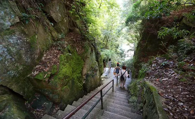 宁波的溪口雪窦山风景名胜区风景如何？