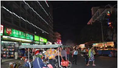 在三亚旅游，主要要去哪几个地方玩？