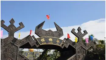 在三亚旅游，主要要去哪几个地方玩？
