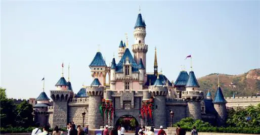 约女生除了请吃饭看电影还有什么好的活动？