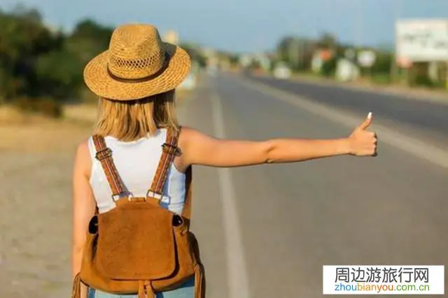 单身狗不配一个人出来旅游吗，你怎么看？