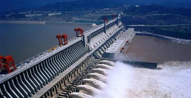 国庆节（中秋节）到哪里旅游比较好？