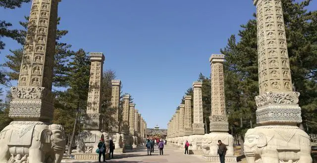 从辽宁省鞍山市自驾去山西沿途的风景有什么？