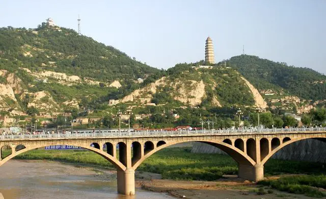 延安有什么好玩的地方或者景点？