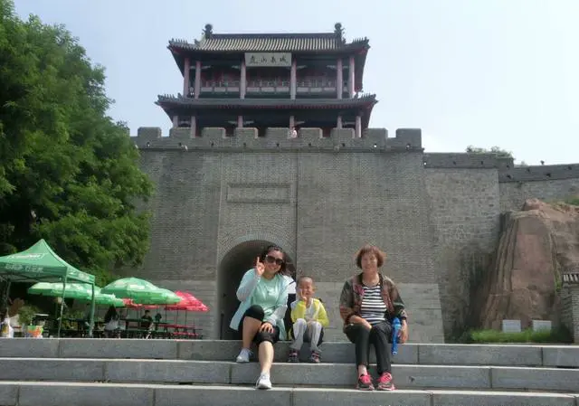 你喜欢跟父母一起去旅游吗？为什么？