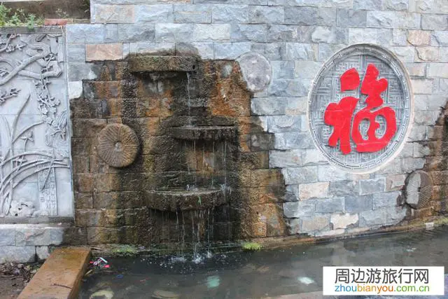 一些旅游景区开放了，在这特殊时期，景区和游客为什么要冒那个险？