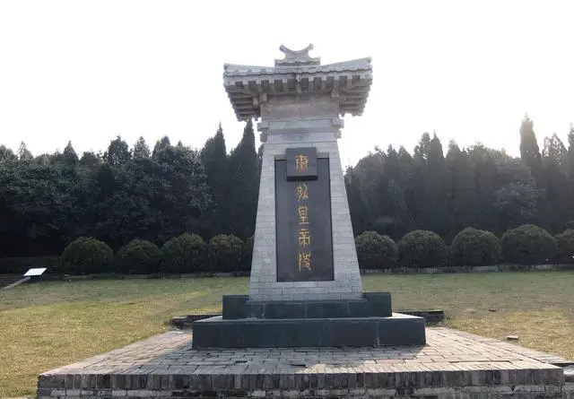 秦始皇陵有什么宝物？