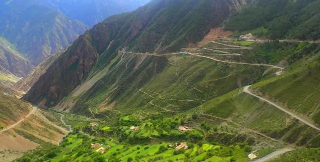 川藏线海拔高度示意图?川藏线海拔最高的地方是哪里