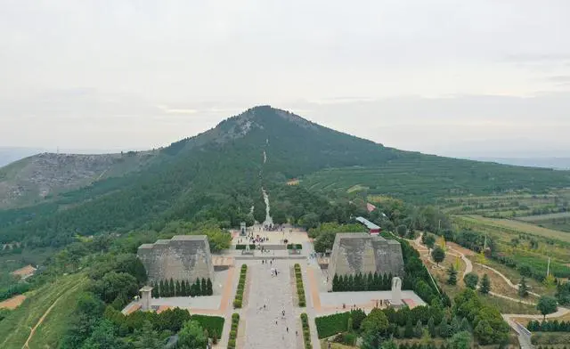 西安和咸阳是一个地方吗?西安和咸阳有什么关系？