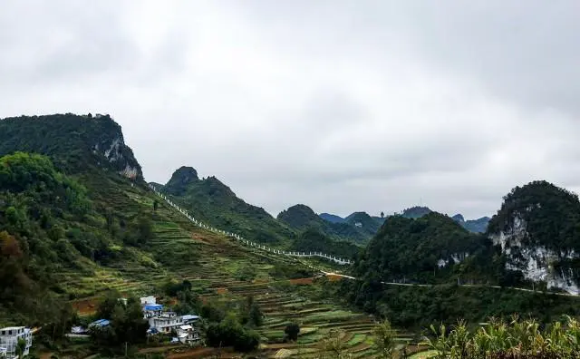 去德天大瀑布，怎么游玩比较好？